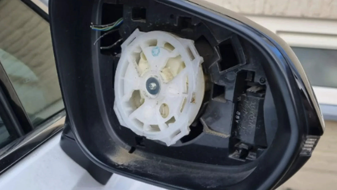 Autospiegels massaal gestolen in Waalre en Veldhoven: hoe voorkom je schade?
